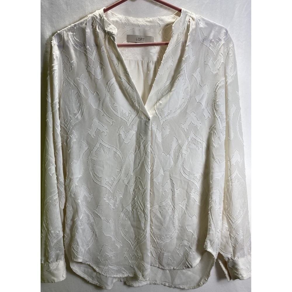 Ann Taylor Loft White Eyelash Jacquard Paisley Blouse Split V-Neck Small